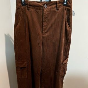 US Size Medium, Brown